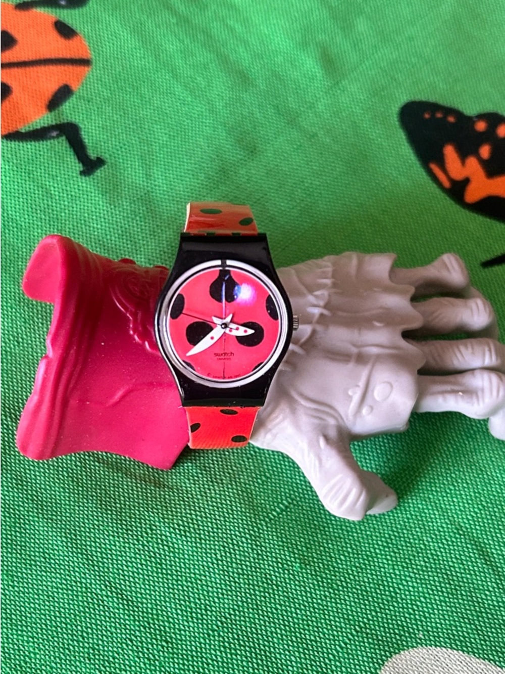 Swatch 90s Ladybug Watch - Picture 4 of 7